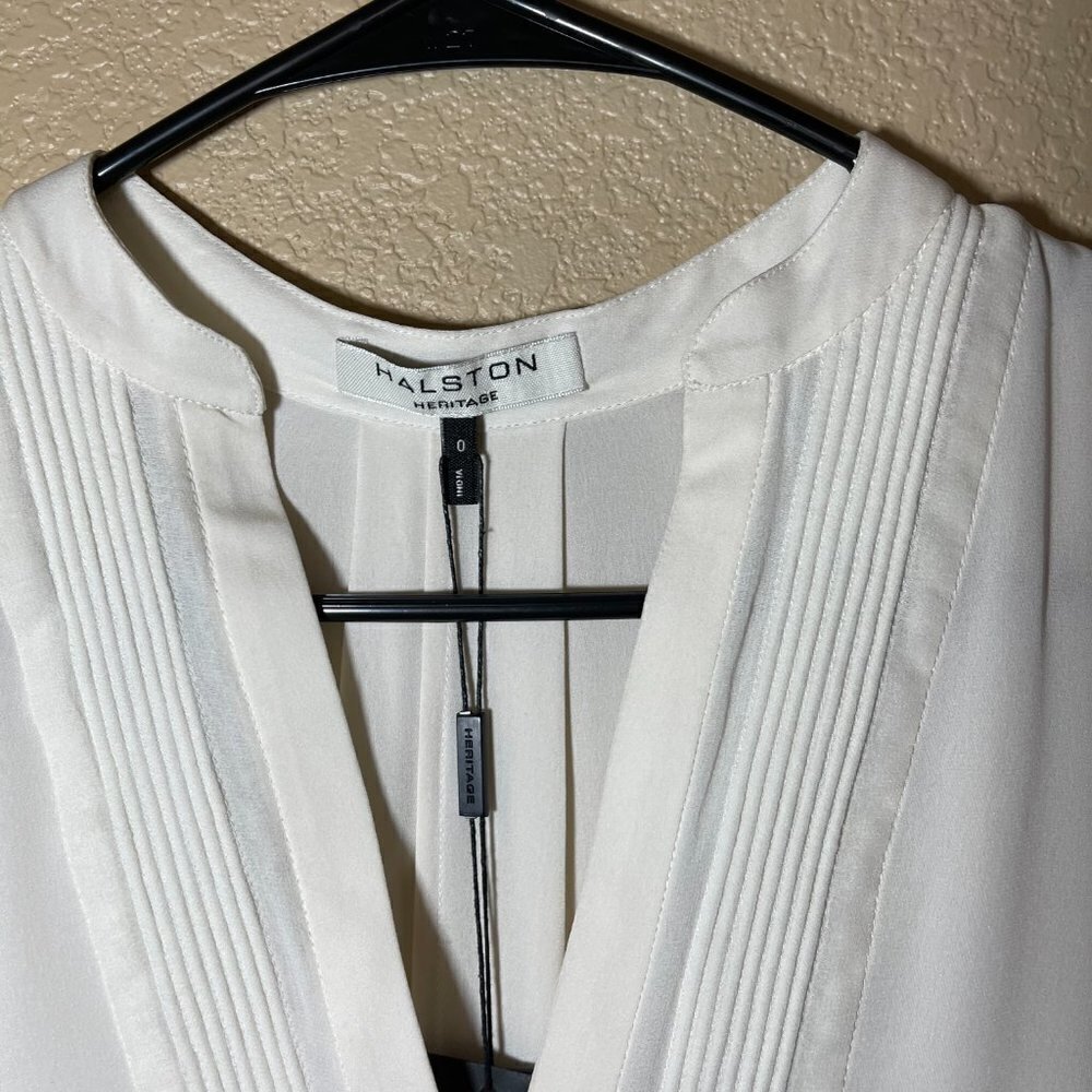 Halston Heritage Women Top Size 0 ! - Picture 3 of 6